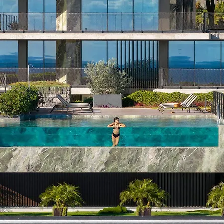 Savoy Monumentalis I By An Island *