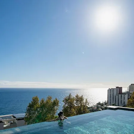 Savoy Monumentalis I By An Island *