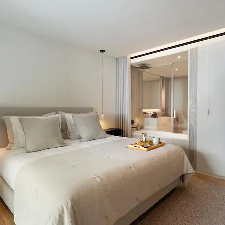 Apartment Savoy Monumentalis I By An Island
